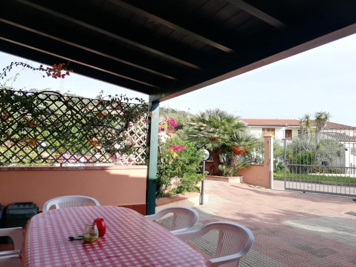 Aparthotel Arbatax Le Terrazze Sul Mare Exterior foto