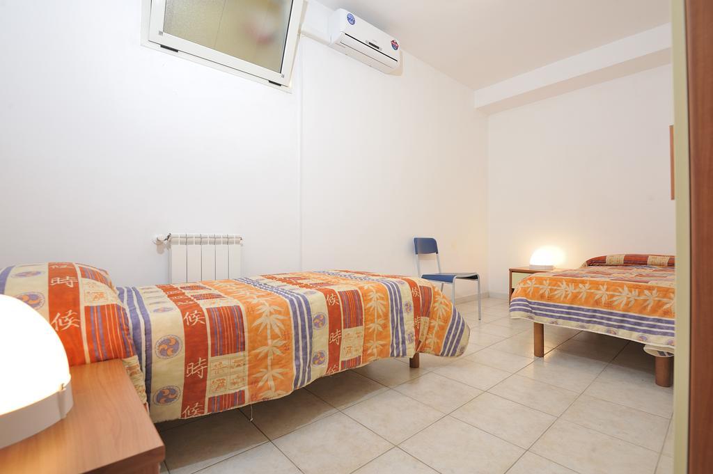 Aparthotel Arbatax Le Terrazze Sul Mare Zimmer foto